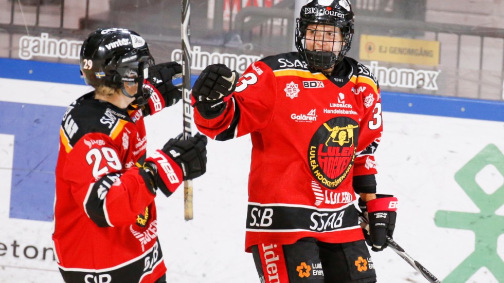 Michelle Karvinen gjorde fem poäng i Luleå Hockeys överkörning av Modo. (Arkivbild)