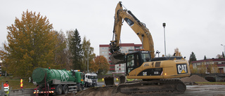 Nu fixas vattenläcka och busshållsplatser