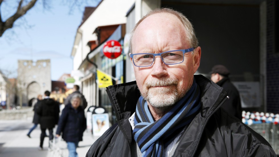 Thomas Nilsson, rektor för folkhögskolan på Gotland informerade personalen igår om att nio heltidstjänster försvinner. 