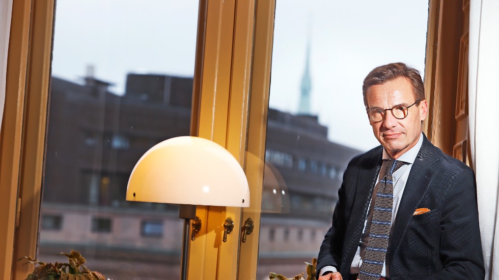 "När man ägnar sig dygnet runt åt riksdagsarbete så måste man då och då bryta sig ur riksdagsmurarna och träffa människor i verkligheten", säger Ulf Kristersson.