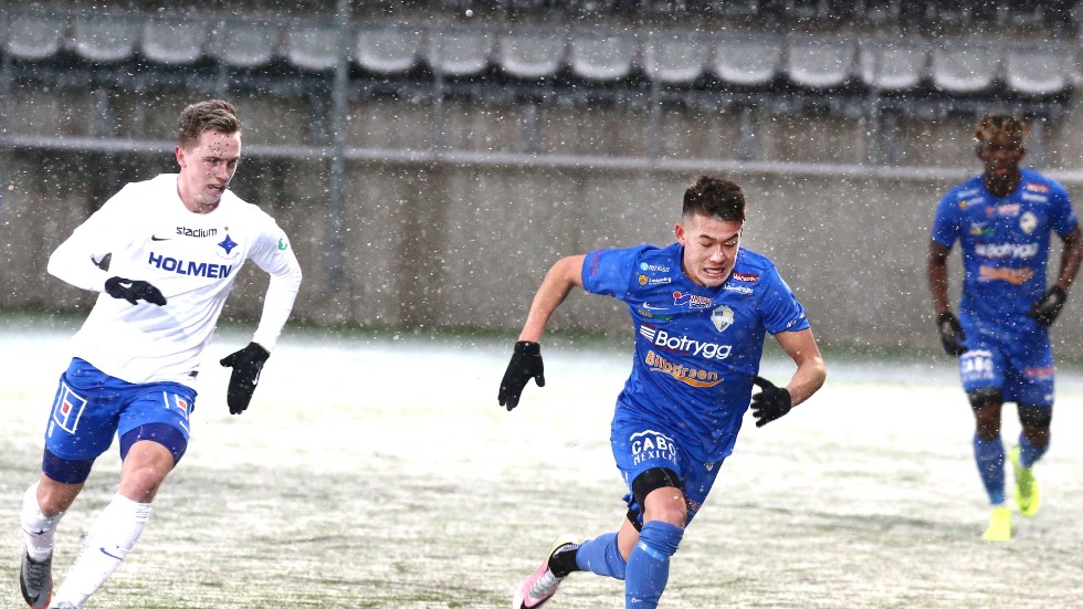 Adam Larsson har gått till Linköping City, med bakgrund i Motala AIF. Den vägen går nu Maifs junior Theo Forsman som erbjudits ett lärlingskontrakt i City.