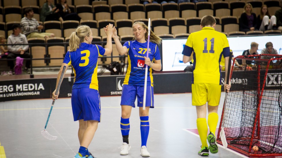 Sara Steen blev återigen uttagen till landslaget tillsammans med lagkompisarna i Endre, Stephanie Boberg och Ellen Bäckstedt.