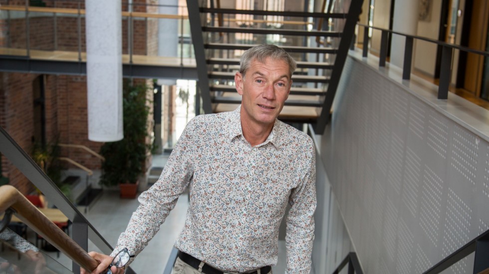 Stefan Nypelius menar att det är för tidigt att säga hur pass mycket dyrare ombyggnationen av Alléskolan kommer att bli.