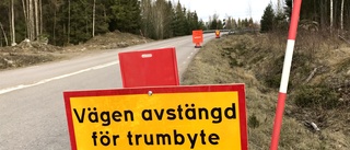 Vägtrumma rasade – trafiken leds om