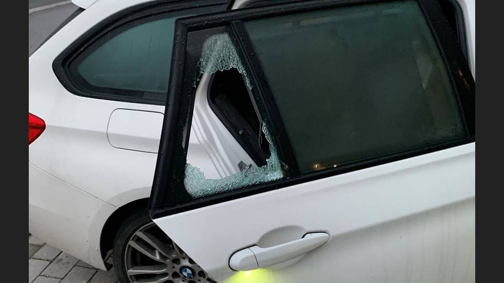 Ännu fler rattstölder har upptäckts. Förövarna tar sig in genom att krossa en ruta. 