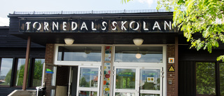 Uppmuntrar skolor till knarkrazzior