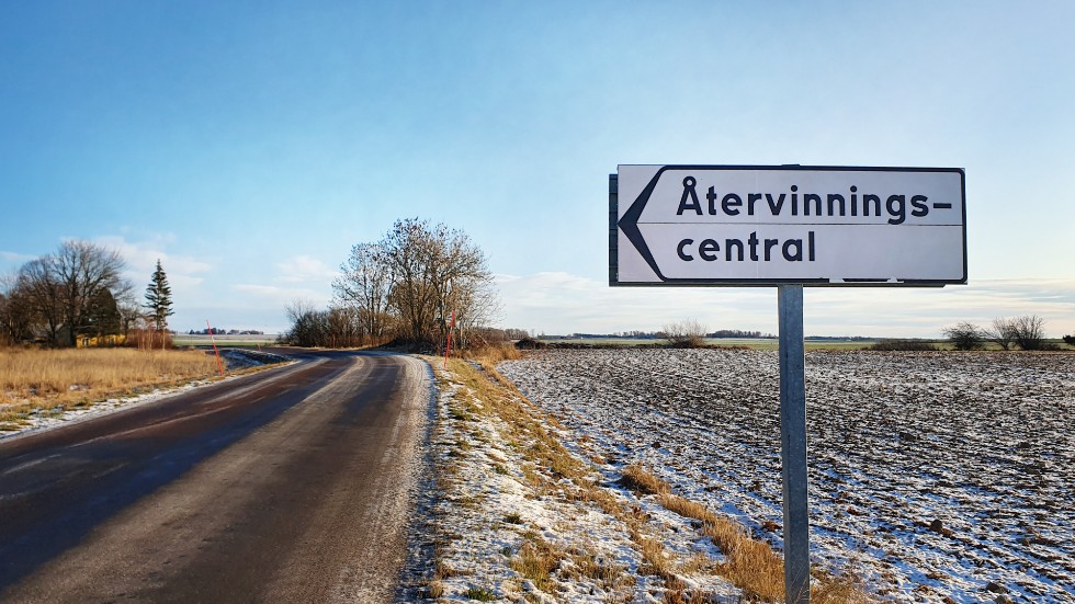 Kommunfullmäktige i Vadstena ville ha mer tid på sig att avgöra hur man ställer sig till begränsat antal besök till återvinningscentralerna innan beslut tas om avfallstaxan för 2020.