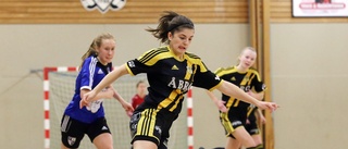 Lokala lag slår ur underläge i futsalcup