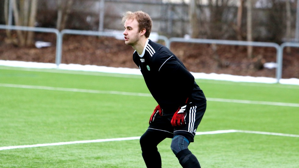 Gustaf Persson  gjorde första matchen efter sin knäskada.