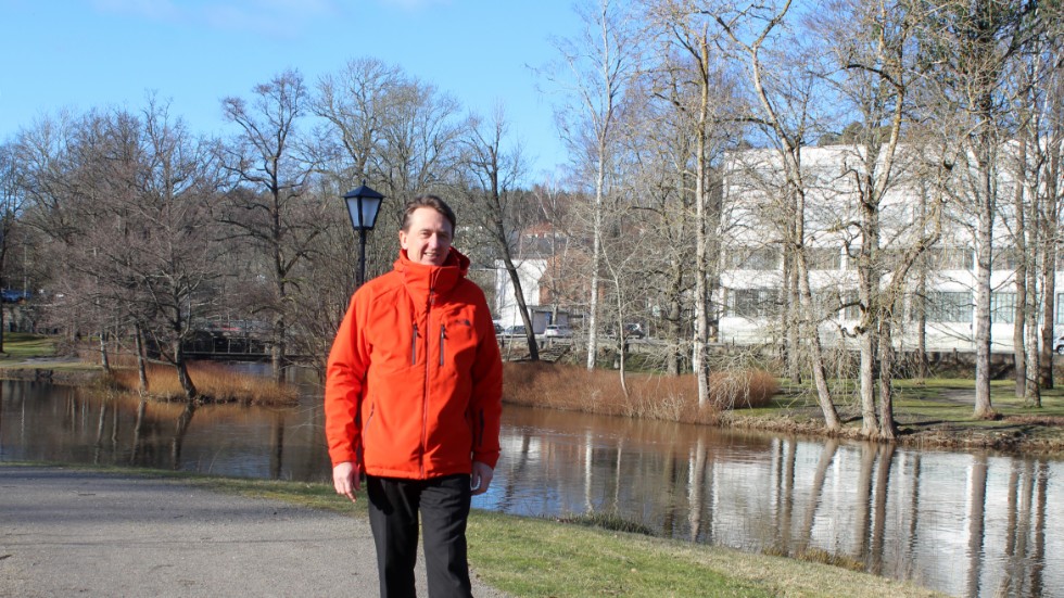 Vägen till Finspång för Ron Jamison gick via Alperna, där han erbjöds jobb av Siemens personalchef. Efter 34 år jobbar han fortfarande kvar i Finspång.