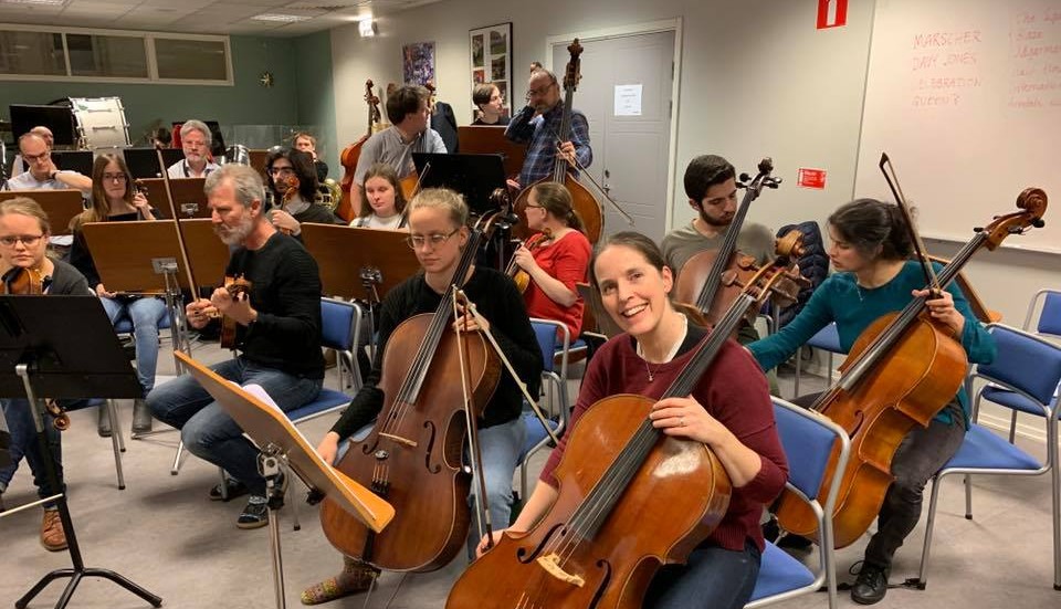 Linköpngs symfoniorkester och Linköpings akademiska orkester intar Crusellhallen i Konsert & Kongress den 22 mars för att framföra föreställnignen Mahler & Mässingklang.