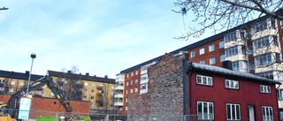 Galären river och bygger parkering i centrum 