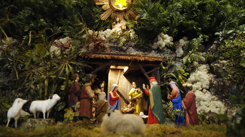 Jesusbarnet i krubban är vi bekanta med, tack vare att denna flyktingfamilj fick en trygg plats att föda sin son.