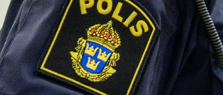 Ledig polis larmade om misshandel