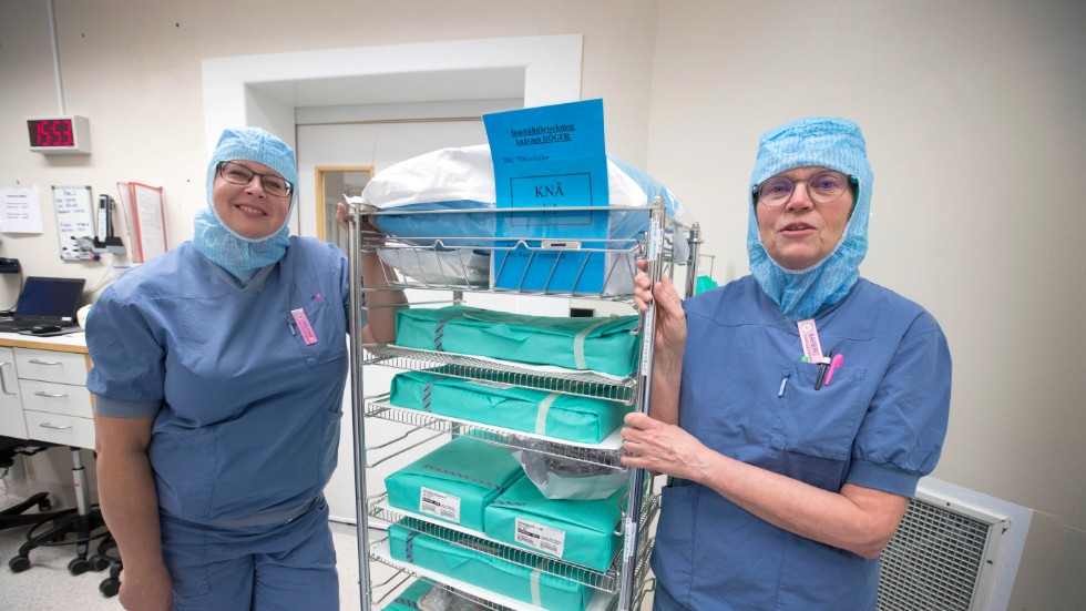 Helena Olovsson och Barbro Karlsson uppfann en bättre flödesmodell. Det innebar att de kan förbereda en trejde höft- och knäoperation under de dagar de har den typen av kirurgi. 