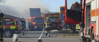 Radhus totalförstördes i brand