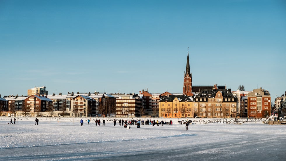 Nu är Luleås isbana öppen • Så blir nya sträckningen