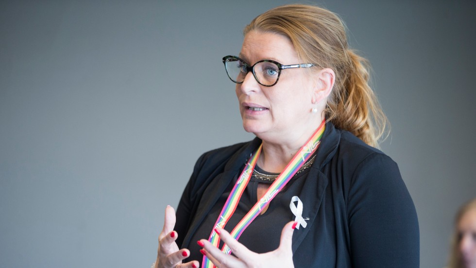 "Vi kommer att kunna finansiera upphandlingen oavsett", säger Linda Frohm (M).  