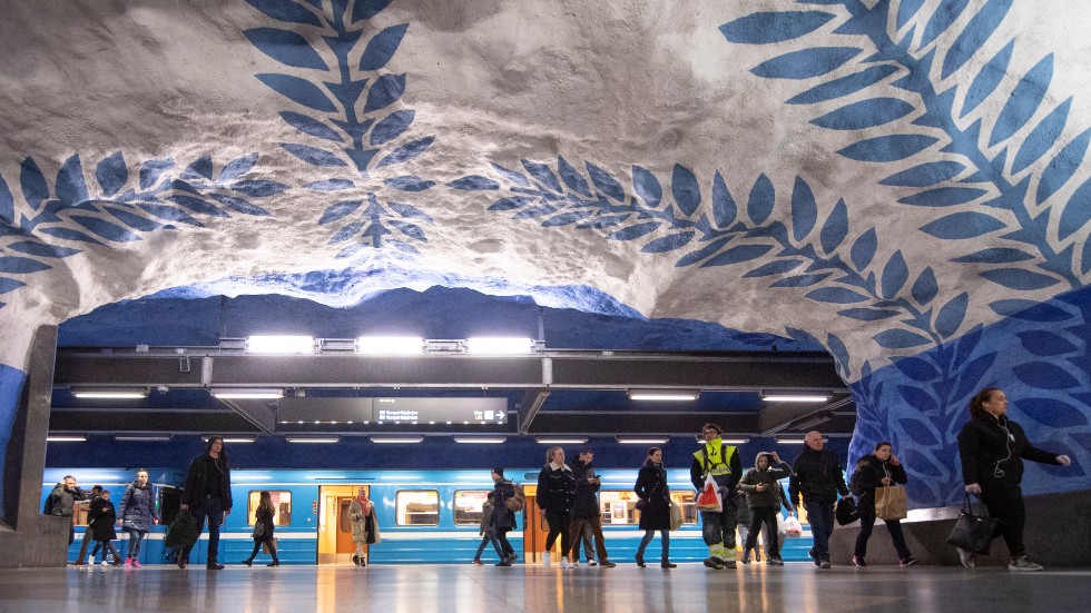SL vill att färre ska åka med tunnelbanan för att trängseln ska minska.