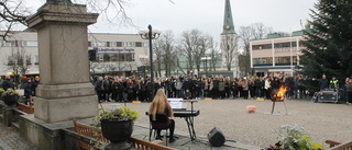 Förintelsens minnesdag uppmärksammas på Stora torget