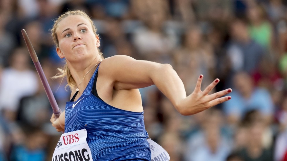 Diamond League drar i gång i augusti. Här vräker tyskan Christin Hussong i väg spjutet i Zürich i höstas. Arkivbild.