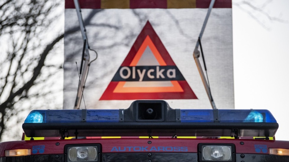 Skördetröskan fick problem med bromsarna i Fjärdhundra, Enköping. 