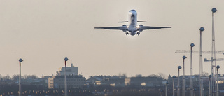 Flygplatsen försöker hålla ut genom krisen