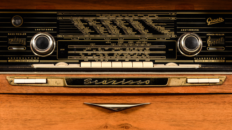 Radiomöbel