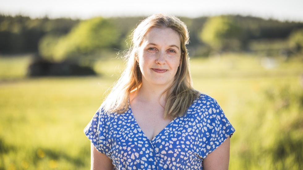 Fredrika Alm undviker sociala medier under mors dag för att slippa bli påmind om sin ofrivilliga barnlöshet.