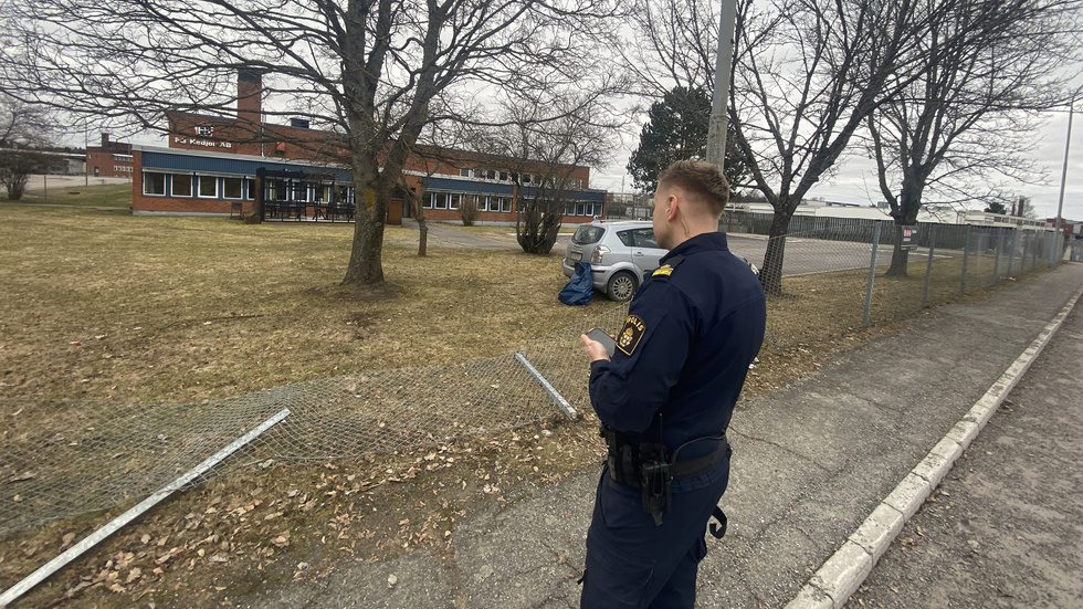 Polisen dokumenterade skadorna och höll förhör på plats. Det finns dock ingen brottsmisstanke.