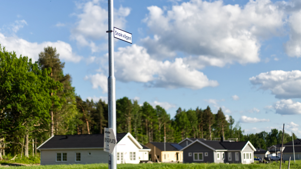 Det finns ännu lite arbete kvar att göra i området Bråta hagar, bland annat lägga sista lagret asfalt. 