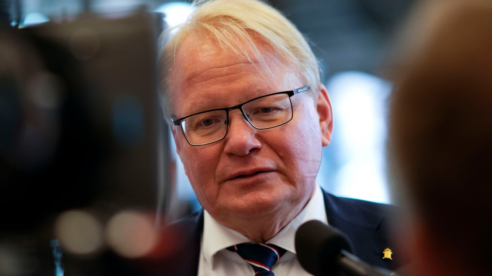 Sveriges försvarsminister Peter Hultqvist.