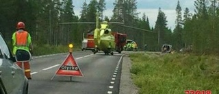 Skadad kvinna hämtad med helikopter