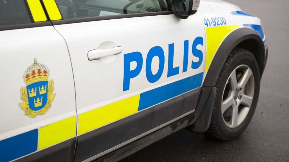 Den gripne mannen misstänks för grov olovlig körning.