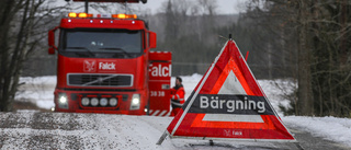 Bärgning av buss begränsar framkomligheten