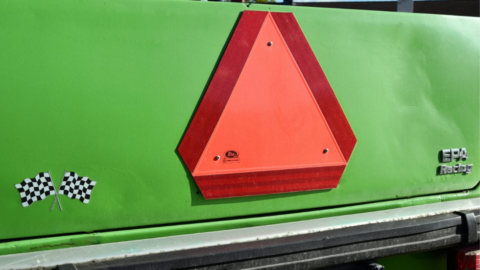 Polisen har fått in ett ökande antal samtal med klagomål på buskörning av bland annat A-traktorer i centrala Söderköping under sommaren. Bilden är från ett annat sammanhang.