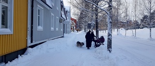 Den oskottade centrumtrottoaren förbryllar Luleåborna