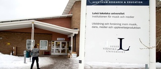 Låsta dörrar väcker reaktioner hos studenterna