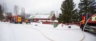 Ryckte ut på ladugårdsbrand