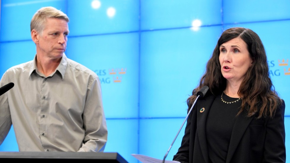 Miljöpartiets språkrör Per Bolund och Märta Stenevi.