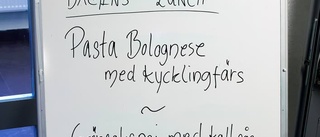 Eleverna överlag nöjda med skolmaten