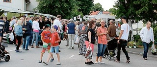 Välbesökt marknad med populär loppis