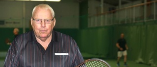 Sylve är spindeln i tennisnätet