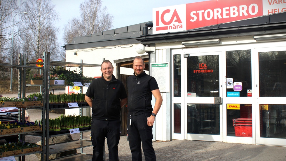 Jens Virtanen och Jakob Riis slår sina påsar ihop när Planthuset flyttar in i Ica Nära. "Vi kör det i alla fall en testperiod för att se hur det går."
