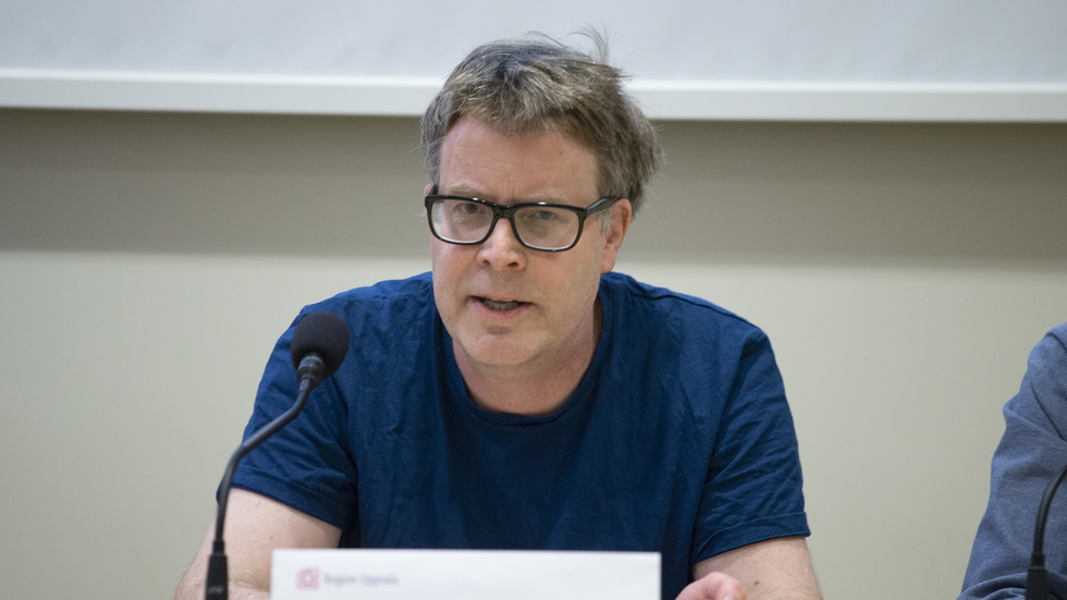 "Viktigt är att tänka på att tvätta och gnugga med tvål och vatten. Handsprit biter inte på vinterkräksjukans virus", påminner Johan Nöjd, smittskyddsläkare Region Uppsala.