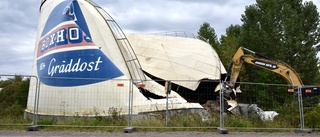 Efter rivningen av landmärket: Provanalyser klara av gamla osten