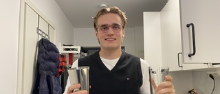 Max, 20, har blivit viral – med sina drinkar