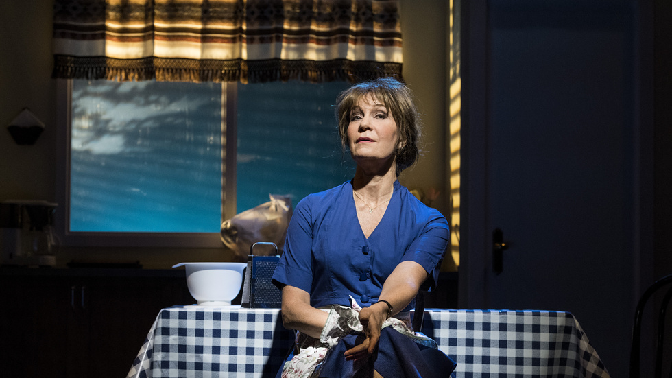 Maria Lundqvist kommer med feelgood-föreställningen Shirley Valentine till Piteå den 22 oktober. "Jag har längtat upp till Norrbotten", säger hon.