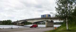 Historia: Första spadtaget för nya Kalixbron