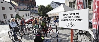 Cyklister fick kartor och tips